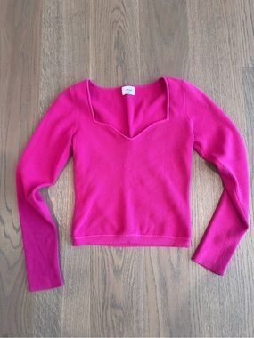 Aritzia Tuscany sweater in hot pink